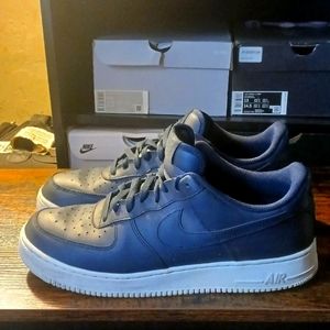 NIKE AIR FORCE 1 LOW!!! MENS SZ 13!!!